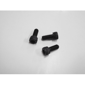 PERNO SUJETADOR DEL CARBURADOR