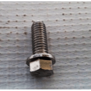 PERNO DE TAPA DE FILTRO