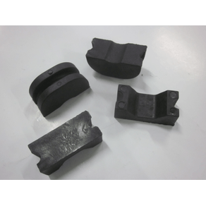 PROTECTOR DE PIERNAS NEGRO
